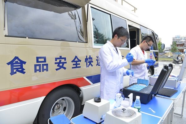 食品檢測(cè)車廠家如何保證居民飲食安全？